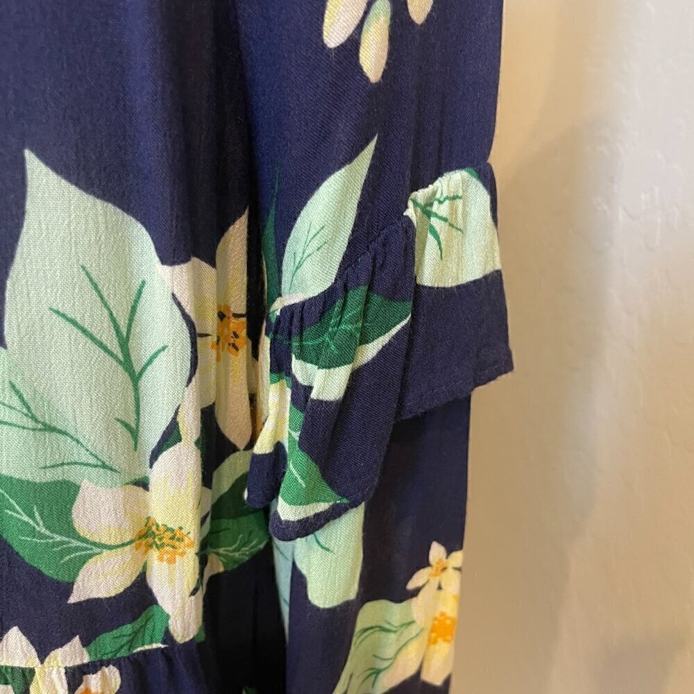 Old Navy Babydoll Peasant Top in Blue Floral - Size Medium - NWOT (326) - Picture 7 of 12